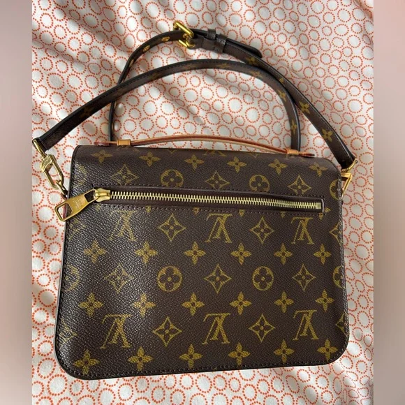 Louis Vuitton Monogram Metis Bag with 2 straps - Picture 7 of 17